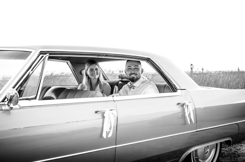 web_Anfahrt_07_sw Hochzeitspaar Hochzeit Hochzeitsfilm